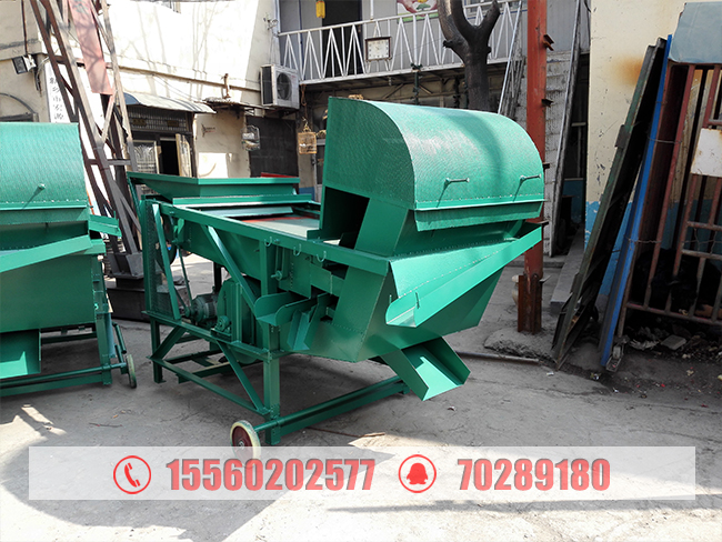 廣東小型糧食篩分拋糧機已發(fā)貨,張經(jīng)理請注意